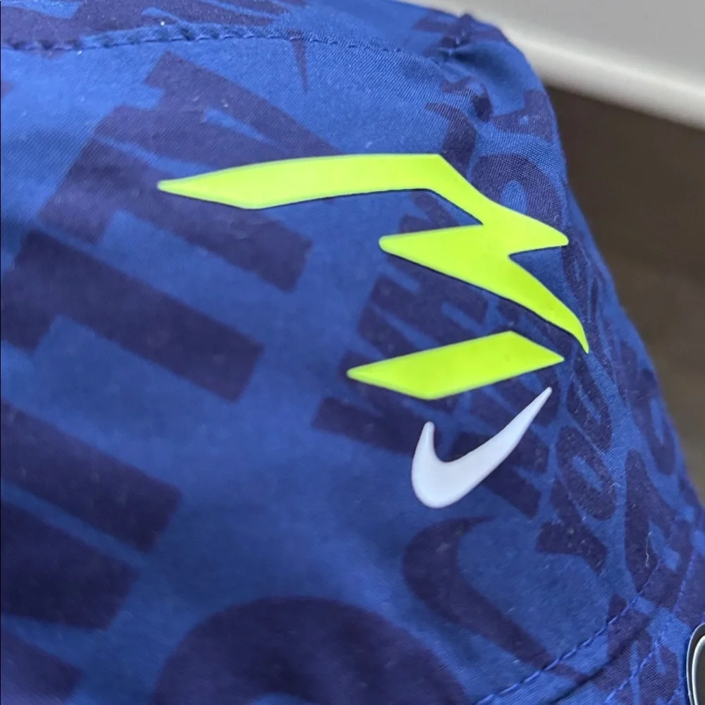 Nike UPF 40+ Bucket Hat,Sun protection,neon green Swoosh logo, 3 Brand,vented